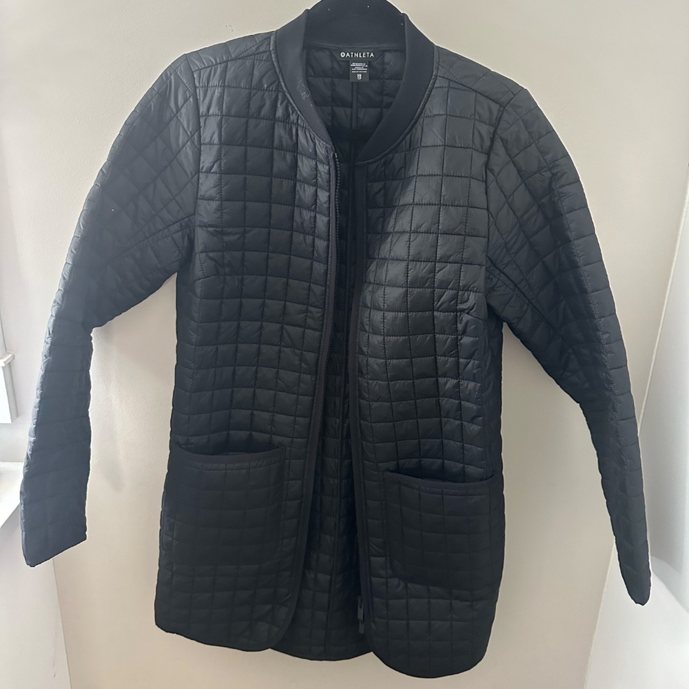 Athleta Grandview PrimaLoft Shell Jacket in Black.